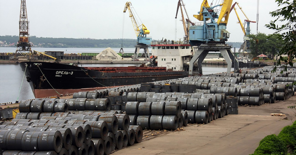 Запорожский речной порт переввлил 670 тыс. т металлопроката за год © ports.com.ua Запорожский речной порт переввлил 670 тыс. т металлопроката за год © ports.com.ua