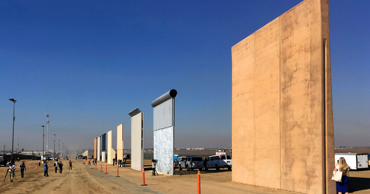 Стена с Мексикой обойдется США дороже, чем поступления от пошлин на сталь и алюминий © cbs.com