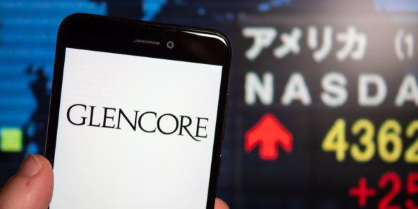 Фото – Glencore заключила контракт на поставку железной руды сроком на 10 лет