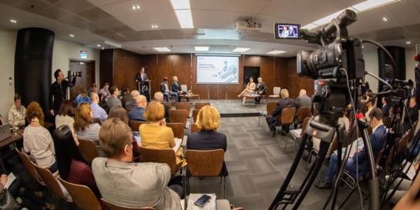 Фото – Шестнадцатая неделя: дебаты о промполитике и новые торговые санкции