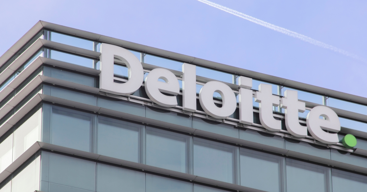 Ferrexpo потеряла двух директоров после скандала с Deloitte © shutterstock.com