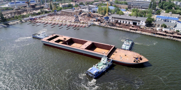 Фото – «Нибулон» спустил на воду 140-метровый плавкран – самое большое в Украине судно