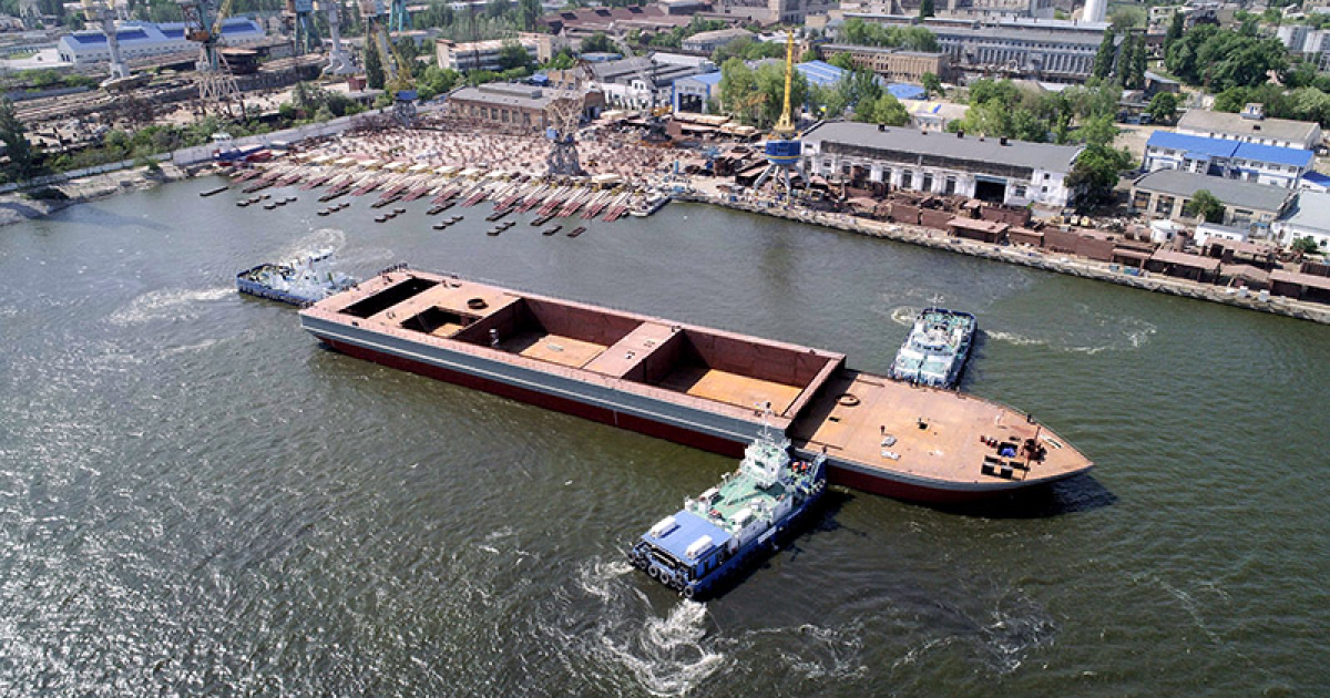 «Нібулон» спустил на воду 140-метровый плавкран – самое большое в Украине судно (c) www.nibulon.com