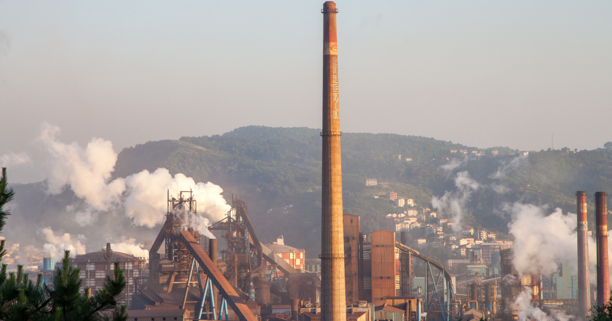 Турция нарастила производство стали в апреле на 2,6% до 3 млн т (c) www.shutterstock.com