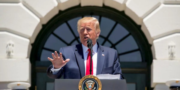 Фото – Трамп увеличил госзаказ на закупки американских стали и чугуна до 95%