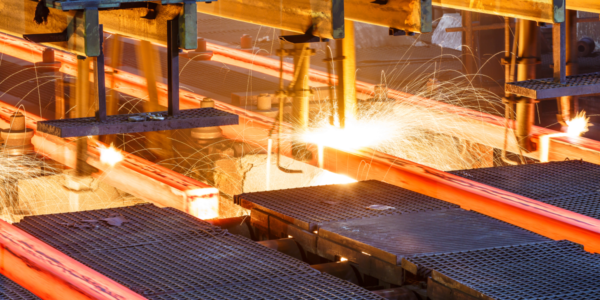 Фото – Tokyo Steel оставляет цены ноября на сталь без изменений