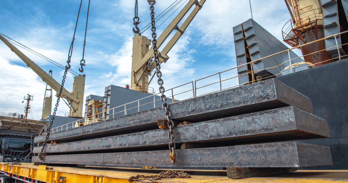 Экспорт черных металлов из Украины в январе упал на четверть (c) shutterstock.com