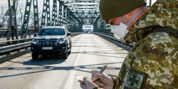 Фото – Украина закрыла около 100 пунктов пропуска на границе. Онлайн-карта