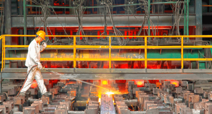 Китай может увеличить производство стали в марте (c) shutterstockc.com