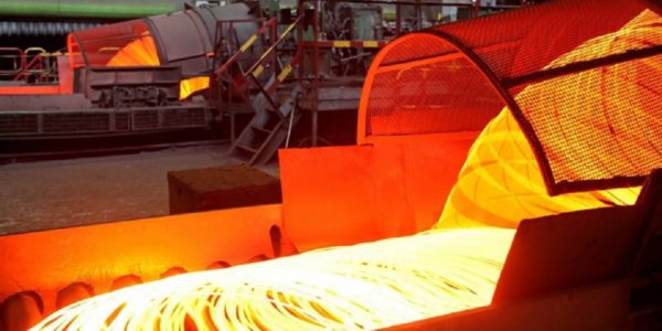 Photo – Ukrainian steelmakers cut steel production by 9.1% in March