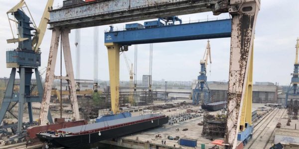 Фото – «Океан» спустил на воду два судна для нидерландской Eurobulk