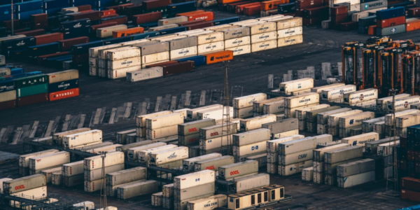 Photo – Ukraine’s foreign trade in goods declined by 1% in January–March