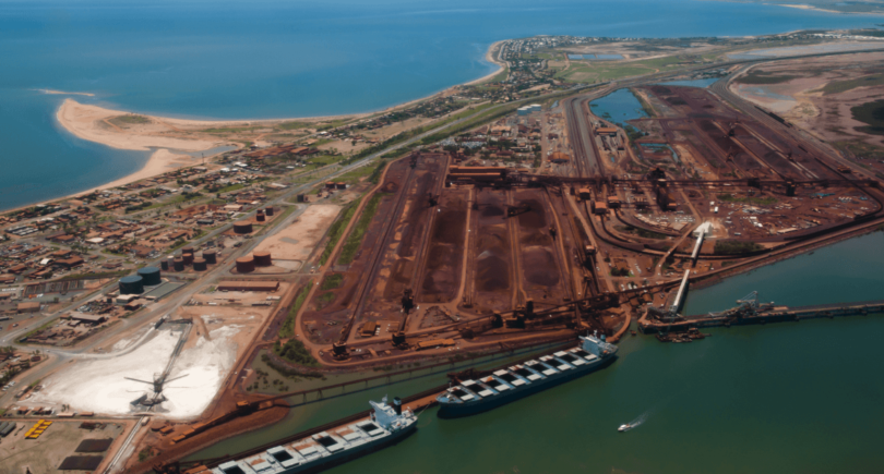 Австралия: Порт-Хедленд в мае нарастил экспорт руды на 5,6% (c) shutterstock.com