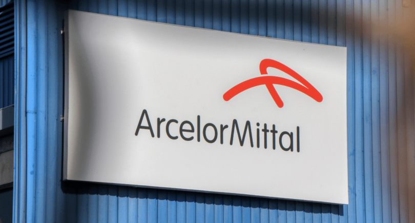 ArcelorMittal предлагает взимать carbon adjustment tax по отраслям (c) shutterstock.com