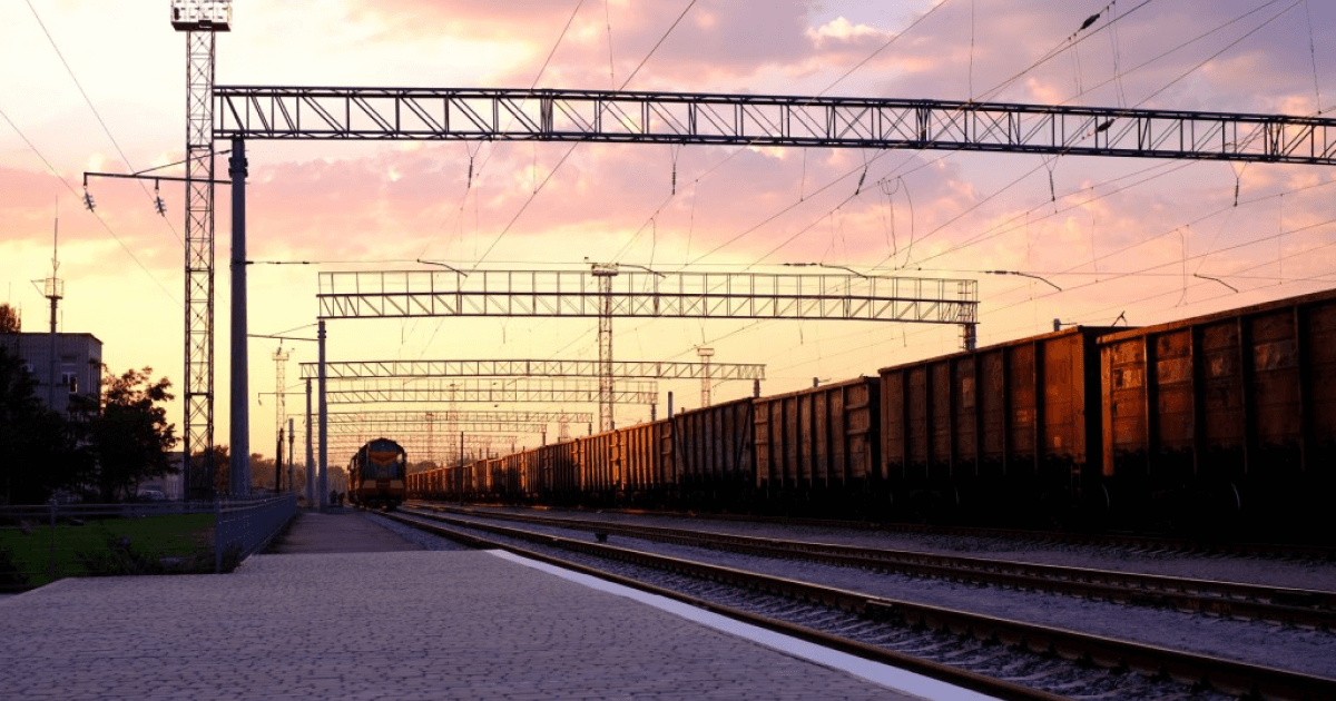 Полтавский ГОК за пять месяцев увеличил ж/д отгрузки руды на 9% (с) kg.ua
