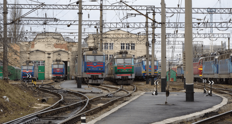 «Укрзалізниця» не смогла купить локомотивных колодок на 244 млн грн