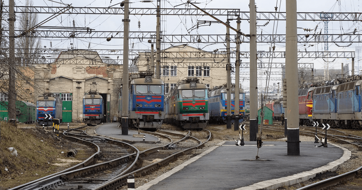 «Укрзалізниця» не смогла купить локомотивных колодок на 244 млн грн