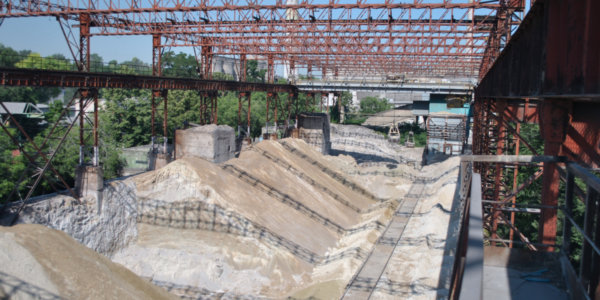 Фото – Використовуючи шлаки – зменшуємо викиди СО2
