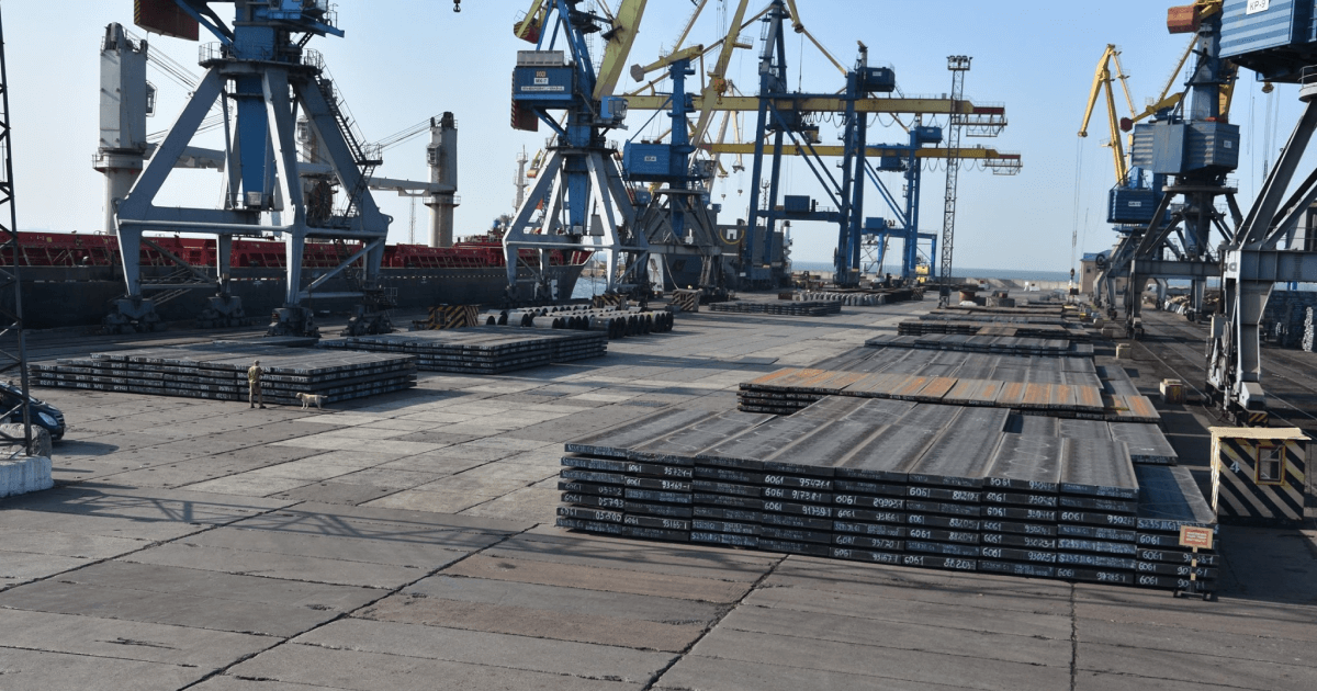 Мариупольский порт в сентябре сократил перевалку грузов на 3,9% (с) facebook.com/marport.offpage
