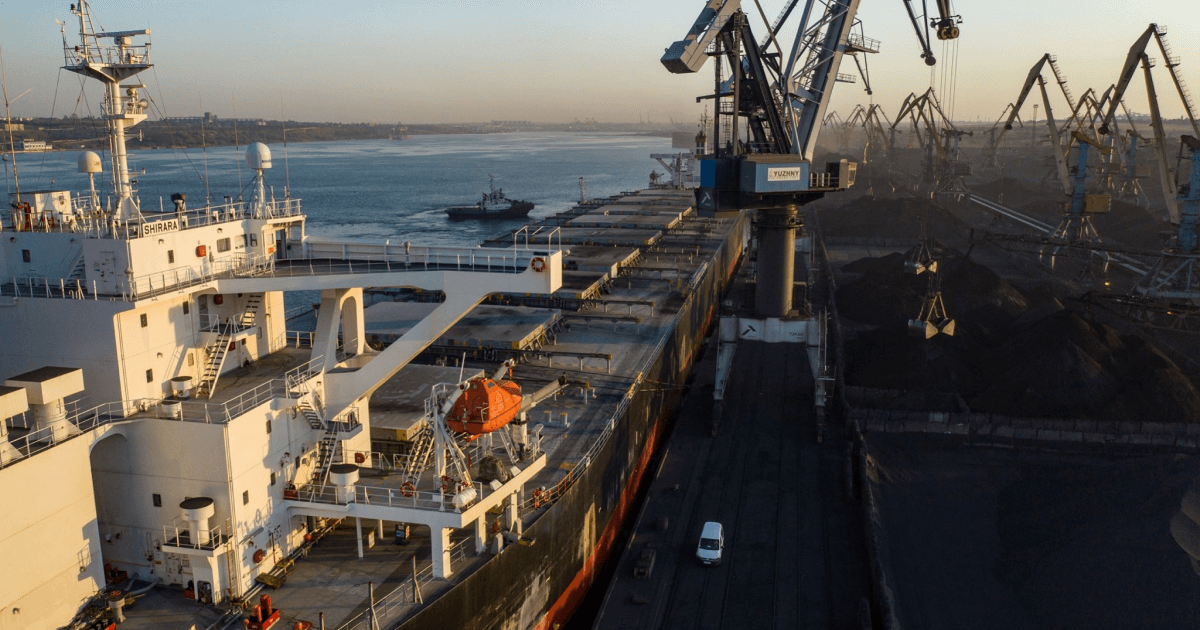 МТП «Южный» в сентябре нарастил перевалку экспортных грузов на 53% (с) facebook.com/seaportYuzhny