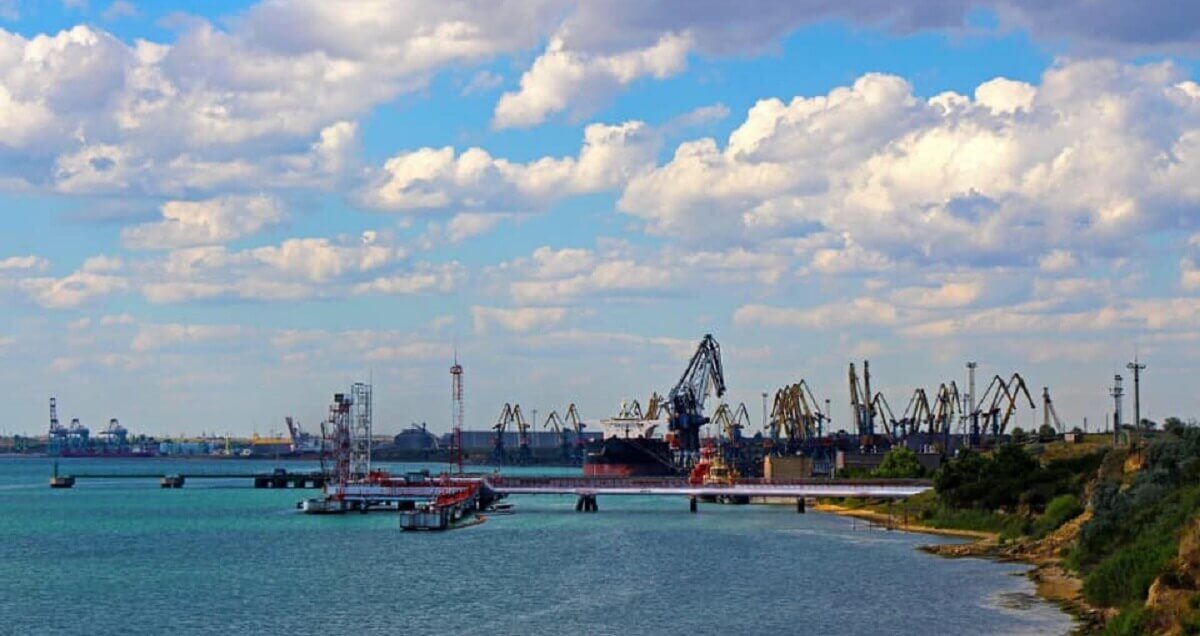 Порт «Південний» в январе-октябре нарастил перевалку грузов на 18% (с) facebook.com/uspa.yuzhny