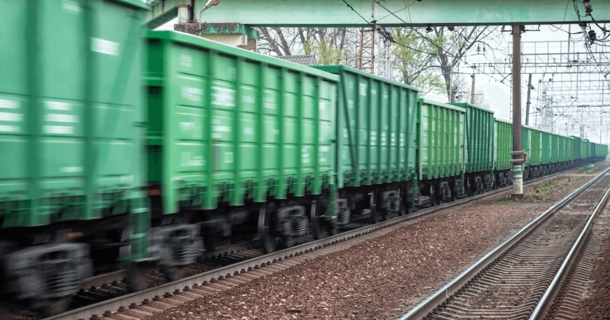 «Укрзалізниця» в 2020 году нарастила перевозки руды на 6,9%