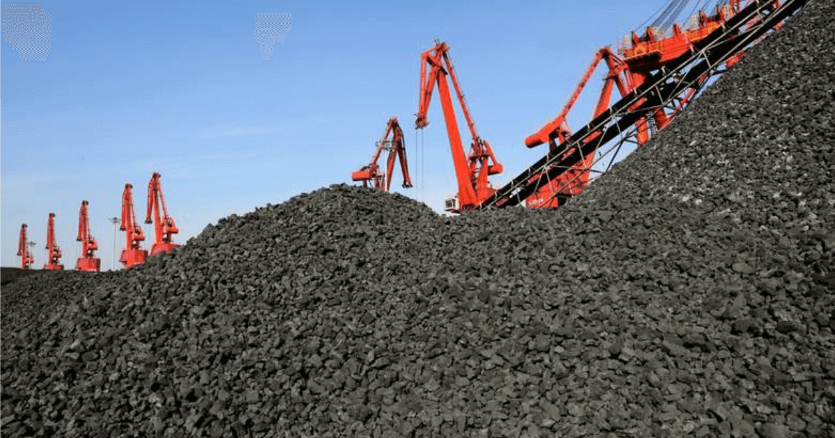 Китай в январе-феврале сократил импорт коксующихся углей на 58% (c) Reuters
