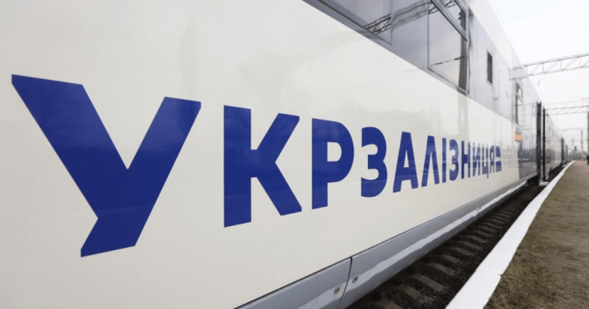 Мининфраструктуры планирует к июлю заключить договор с КВСЗ на 100 вагонов