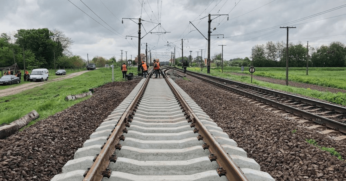 Львовская ЖД за полгода отремонтировала 102 км путей