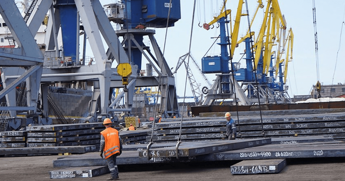Мариупольский порт в августе нарастил перевалку чугуна на 33% (с) ports.ua