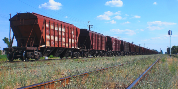 Фото – МІУ має намір з 2022 року підвищити тариф на перевезення вантажів першого класу