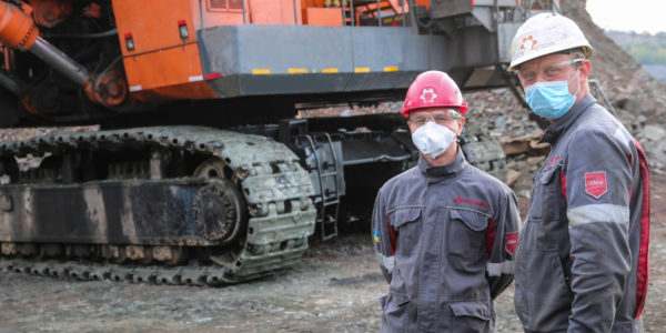 Фото – ИнГОК направил 17 млн ​​грн на капремонт экскаватора Hitachi