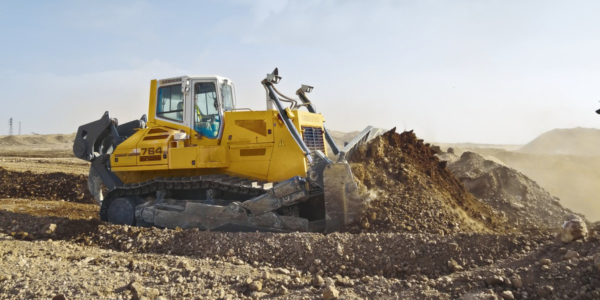 Фото – ЦГОК приобрел бульдозер Liebherr для Глееватского карьера за 26 млн грн