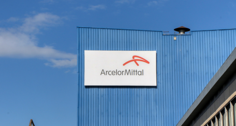 ArcelorMittal в третьем квартале сократил отгрузку стали на 19,8% (c) shutterstock.com