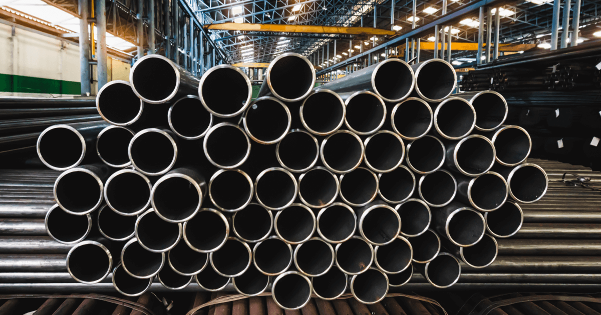 ЕЭК продлила пошлины на импорт стальных труб из Украины на 5 лет (c) shutterstock
