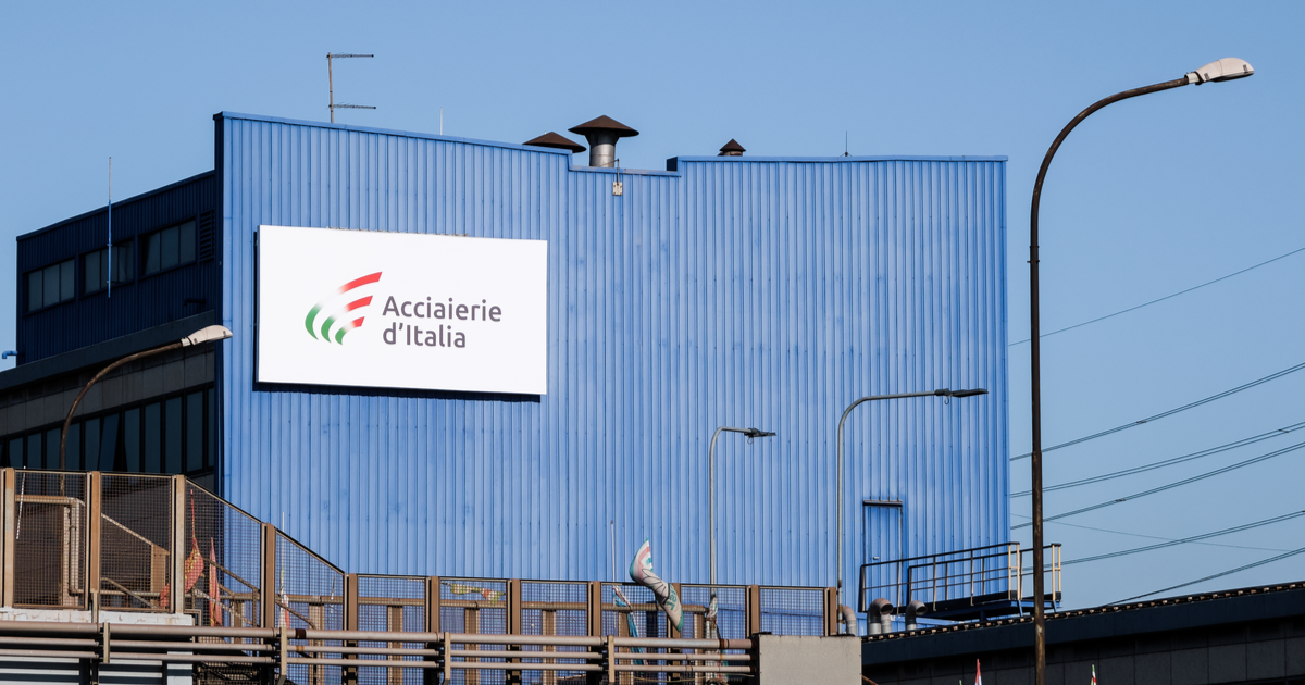 Acciaierie d'Italia намерен выйти на производство 8 млн т стали к 2025 году (c) shutterstock.com