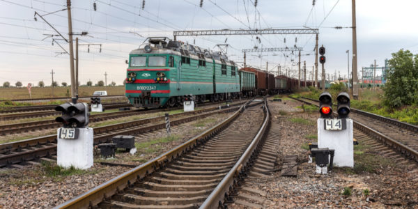 Фото – Беларусь за 11 месяцев сократила транзит металлов через Украину на треть