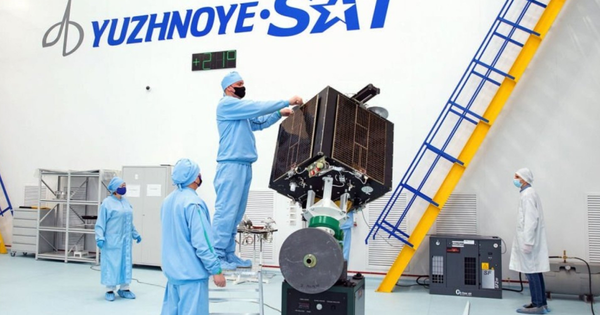 Спутник «Сич-2-1» вышел на связь после проблем с энергообеспечением (c) КБ «Южное»