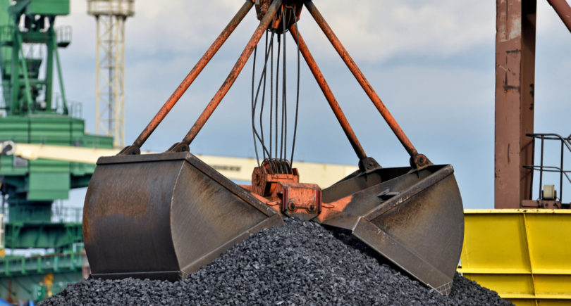 Высокие цены на уголь ускорят «зеленый» переход сталелитейщиков – McKinsey (c) shutterstock.com