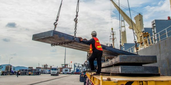 Фото – Спрос на сталь в 2022 году может увеличиться на 2,2%