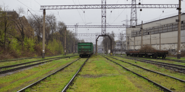Фото – ДМЗ у січні скоротив відвантаження продукції залізницею на 75%