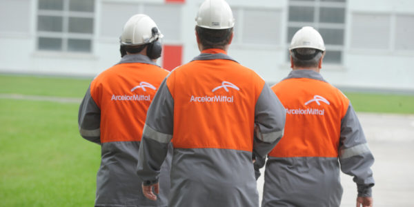 Фото – «АрселорМиттал» выделил $2 млн на гуманитарные потребности Украины
