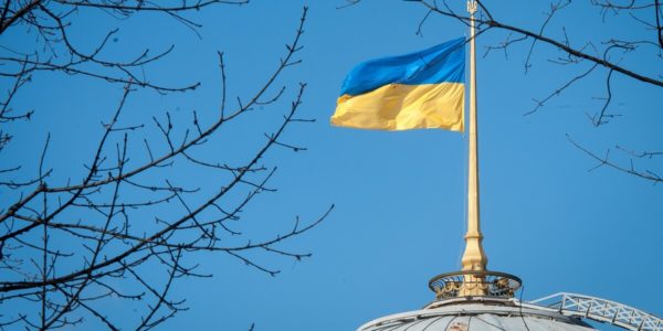 Фото – Рада схвалила запровадження 2%-ї ставки з обороту замість ПДВ та податку на прибуток