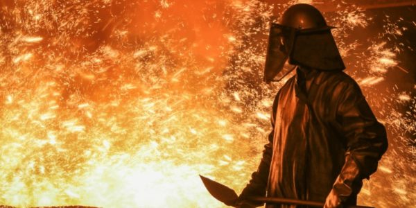 Фото – Українські металурги в лютому скоротили випуск сталі на 18%
