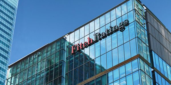 Фото – Fitch понизило долгосрочный рейтинг Украины до преддефолтного уровня
