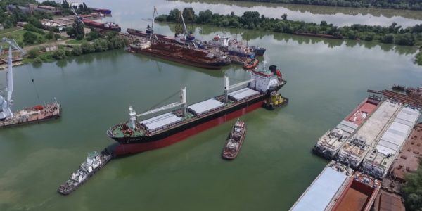 Фото – Кабмин намерен изъять российские суда с завода в Измаиле