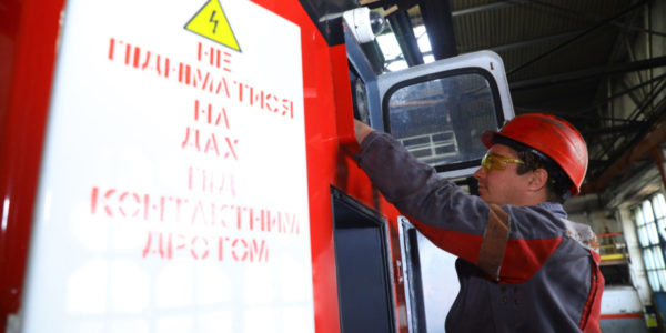 Фото – «Запоріжсталь» розконсервувала 48 тепловозів