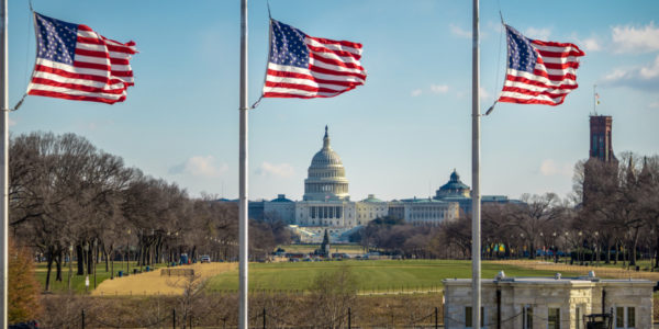 Photo – US Senate approves $40 billion aid for Ukraine