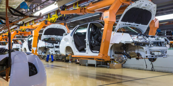 Фото – «АвтоВАЗ» из-за дефицита полупроводников в 4-й раз подряд ввел простой