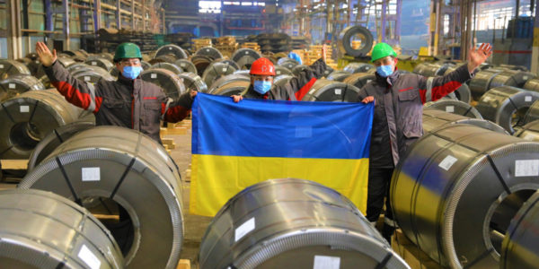 Фото – «Запоріжсталь» у червні знизила випуск прокату наполовину